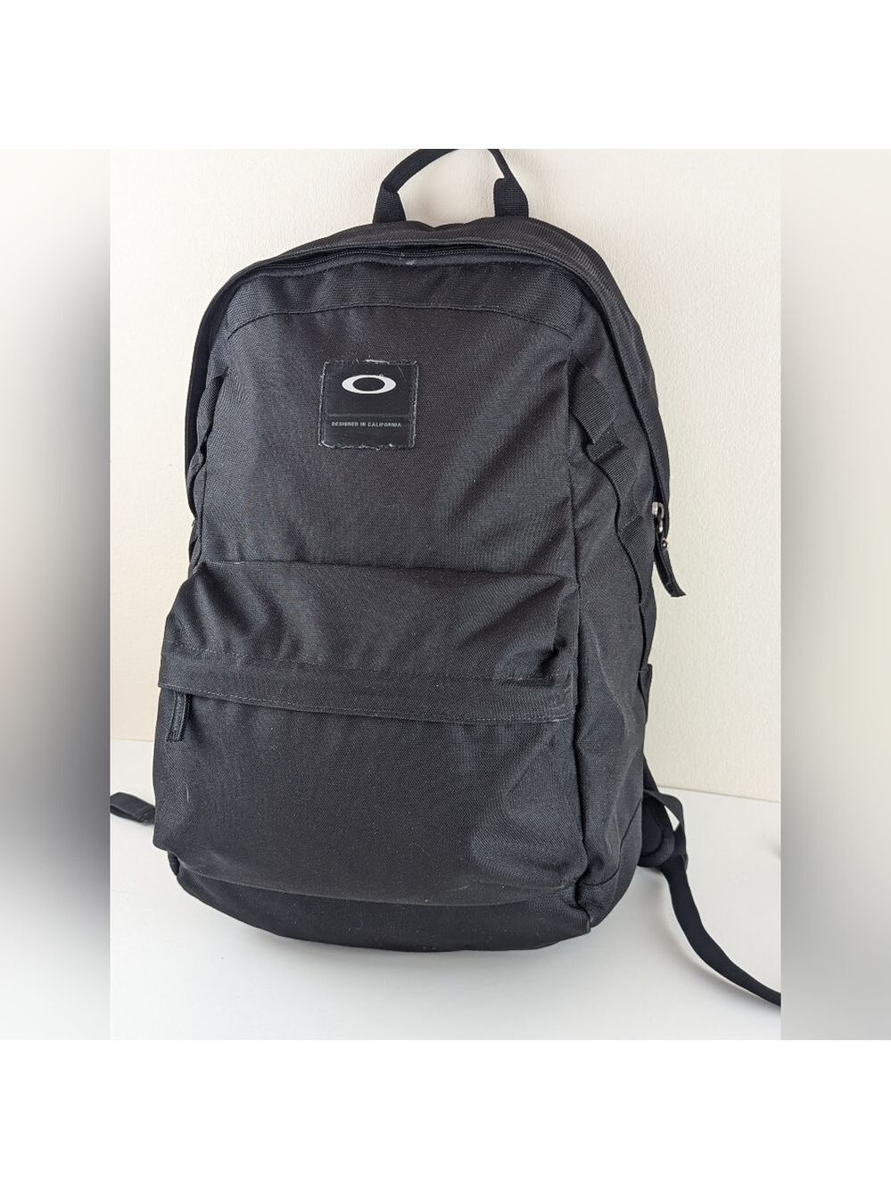 Oakley Classic Black Backpack for Men